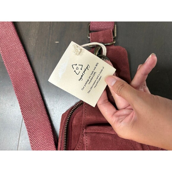 NWT Free People Hudson Sling Bag - Picture 3 of 5